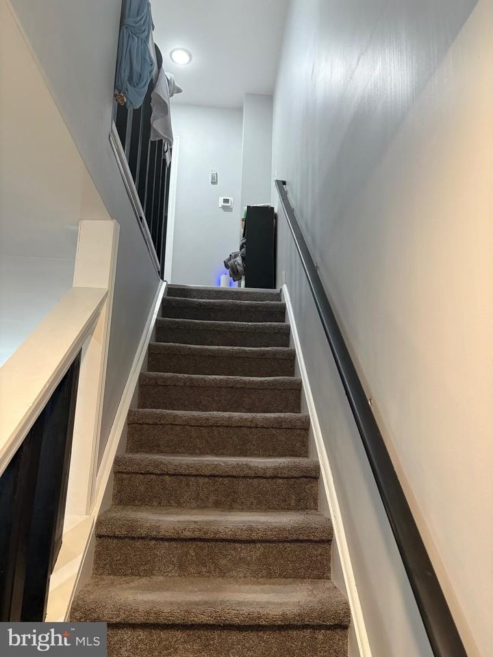 34B Maynard Dr - Photo 7 of 24