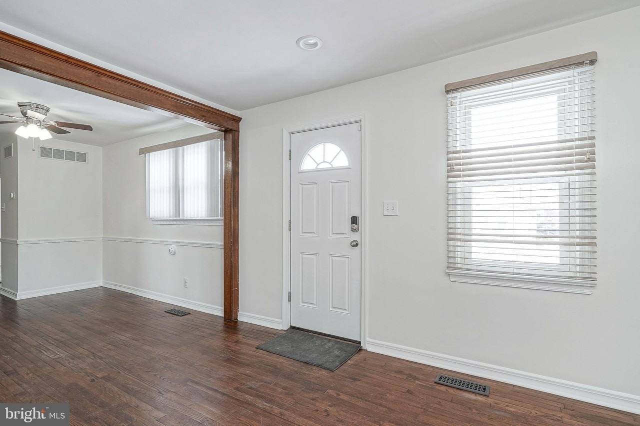 20 E Landing Rd - Photo 5 of 30