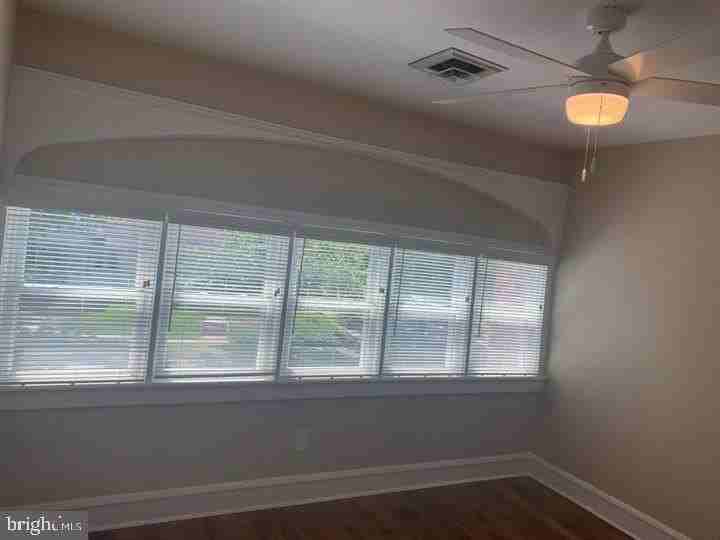 135 Park Pl Unit B #B - Photo 5 of 30