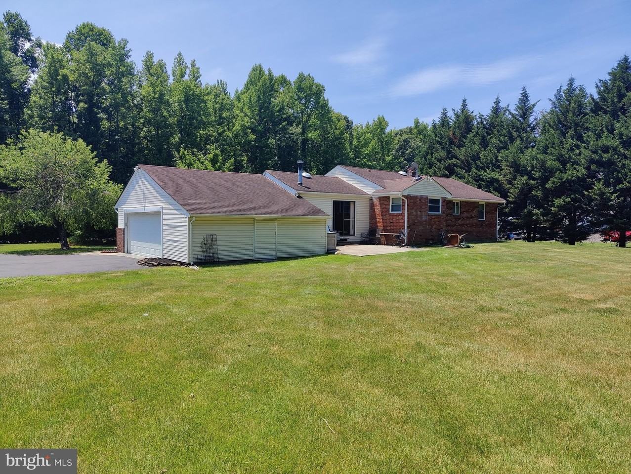 405 Kresson Rd - Photo 3 of 18