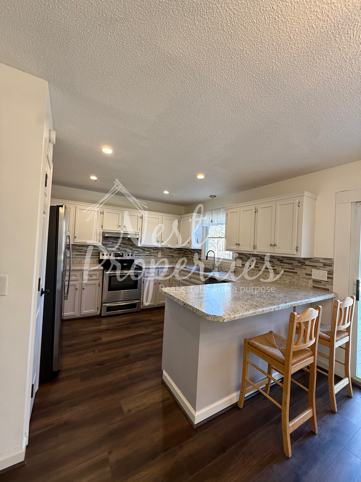 241 Saddlebrooke Rd #1 - Photo 3 of 13