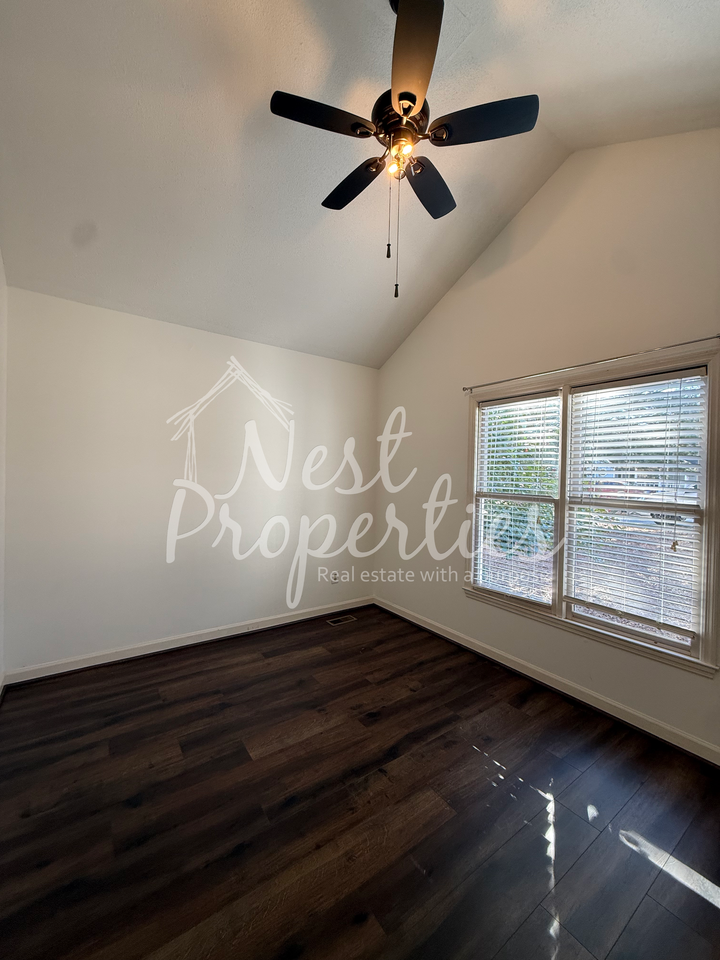 241 Saddlebrooke Rd #1 - Photo 5 of 13