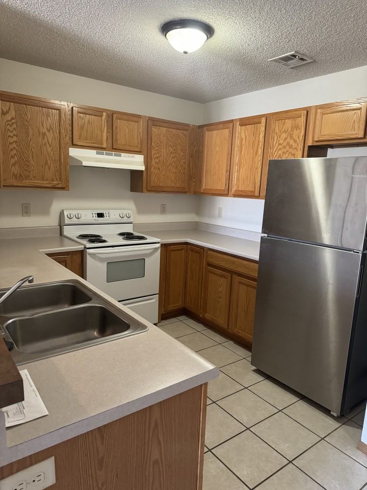 333 S Tyler Rd #408 - Photo 4 of 8