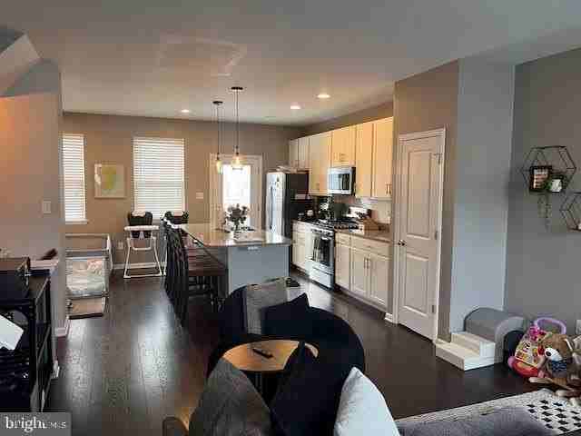 107 Winterberry Way - Photo 5 of 13