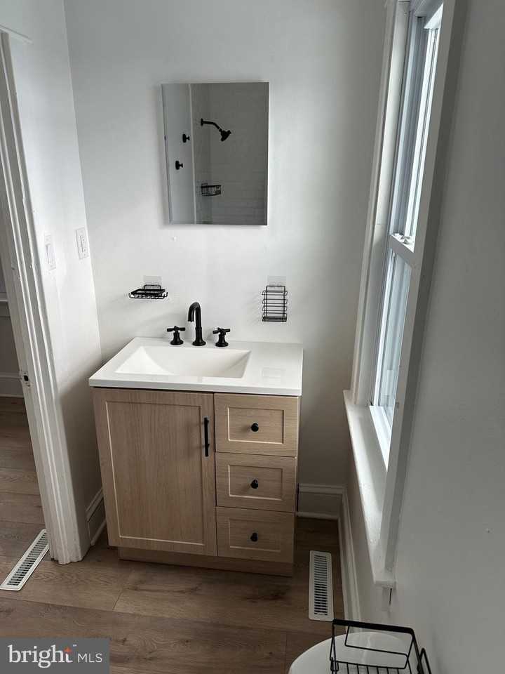 11 2nd Ave - Photo 7 of 8