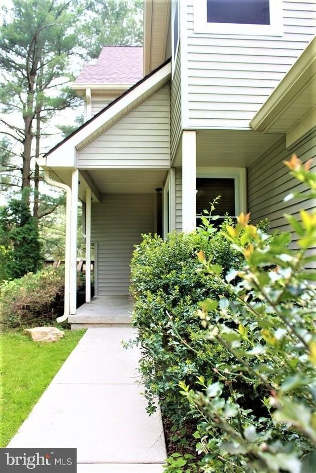 608 Quincy Ct - Photo 7 of 39