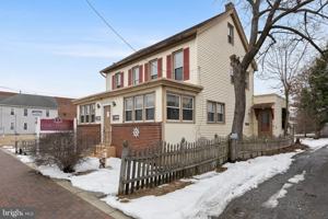 featured image of 24 W Broad St #2