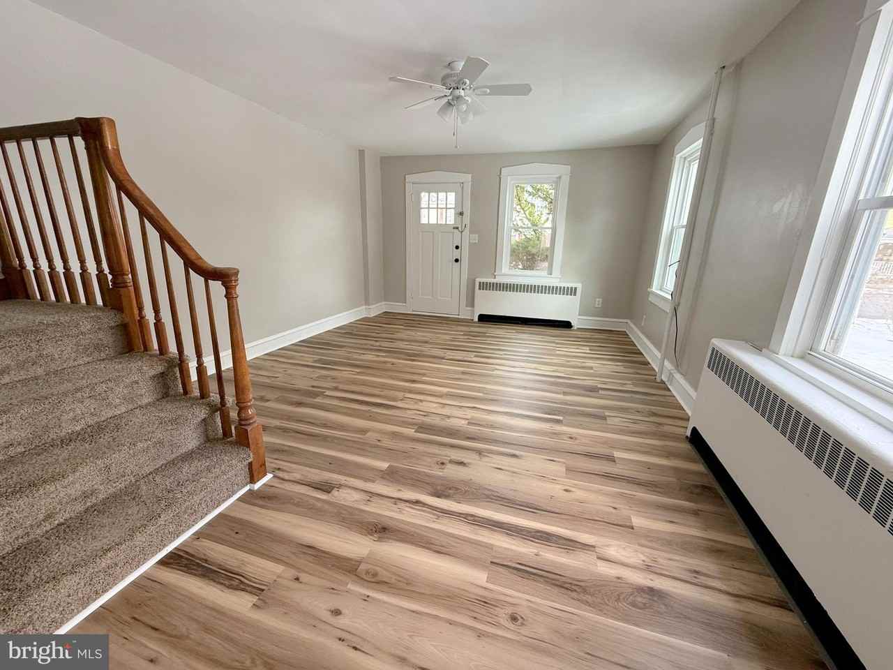 27 N Main St - Photo 2 of 11