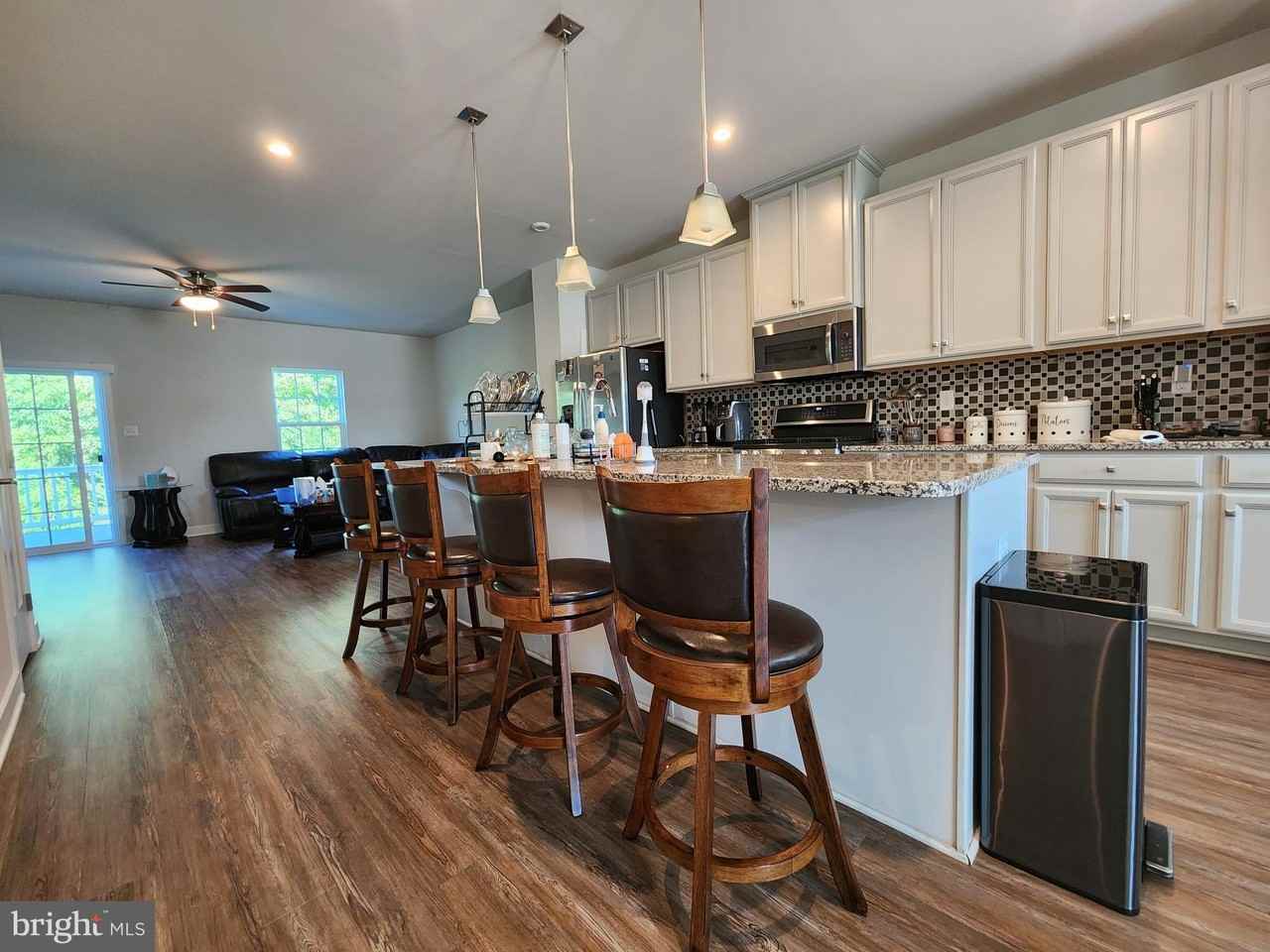 26 Peacock Cir - Photo 2 of 21