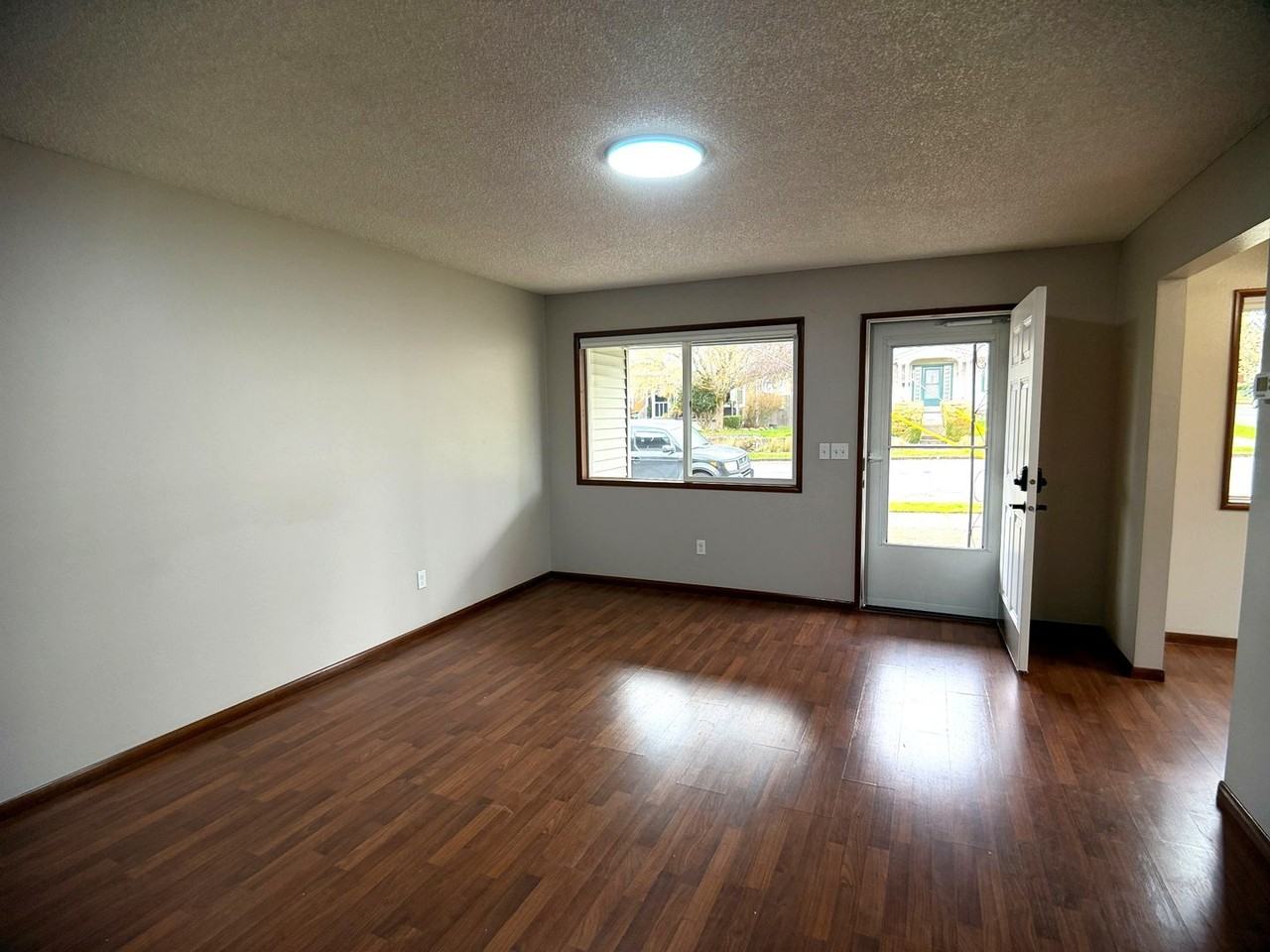 615 E 22nd St - Photo 2 of 18