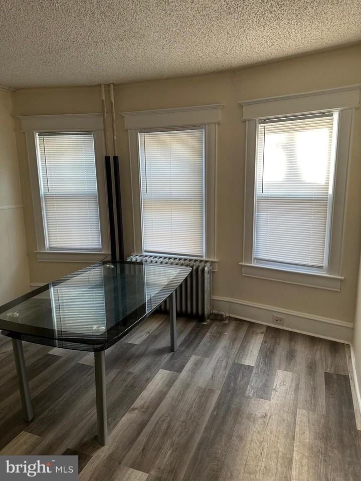 23 S Dean Ave - Photo 6 of 34