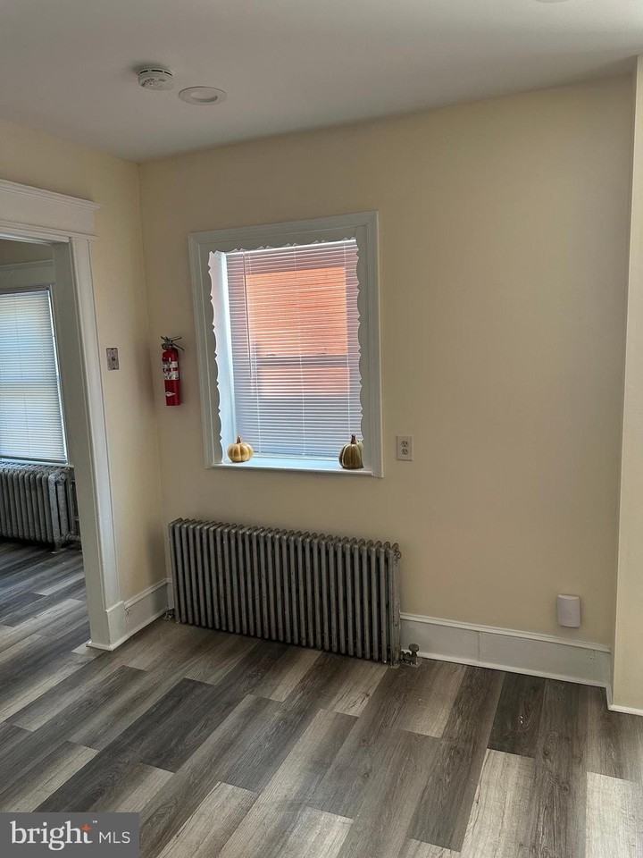 23 S Dean Ave - Photo 7 of 34