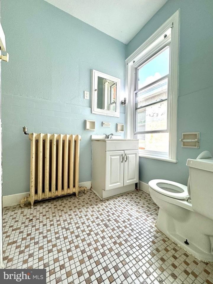 38 Bayard St Apt 3 #3 - Photo 3 of 4