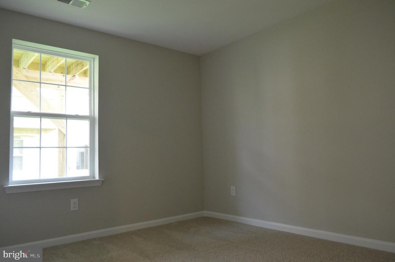 1503 Hights Farm Rd S - Photo 5 of 35