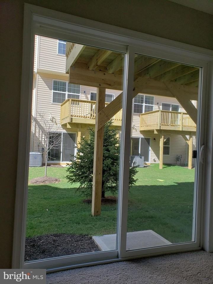 1503 Hights Farm Rd S - Photo 7 of 35