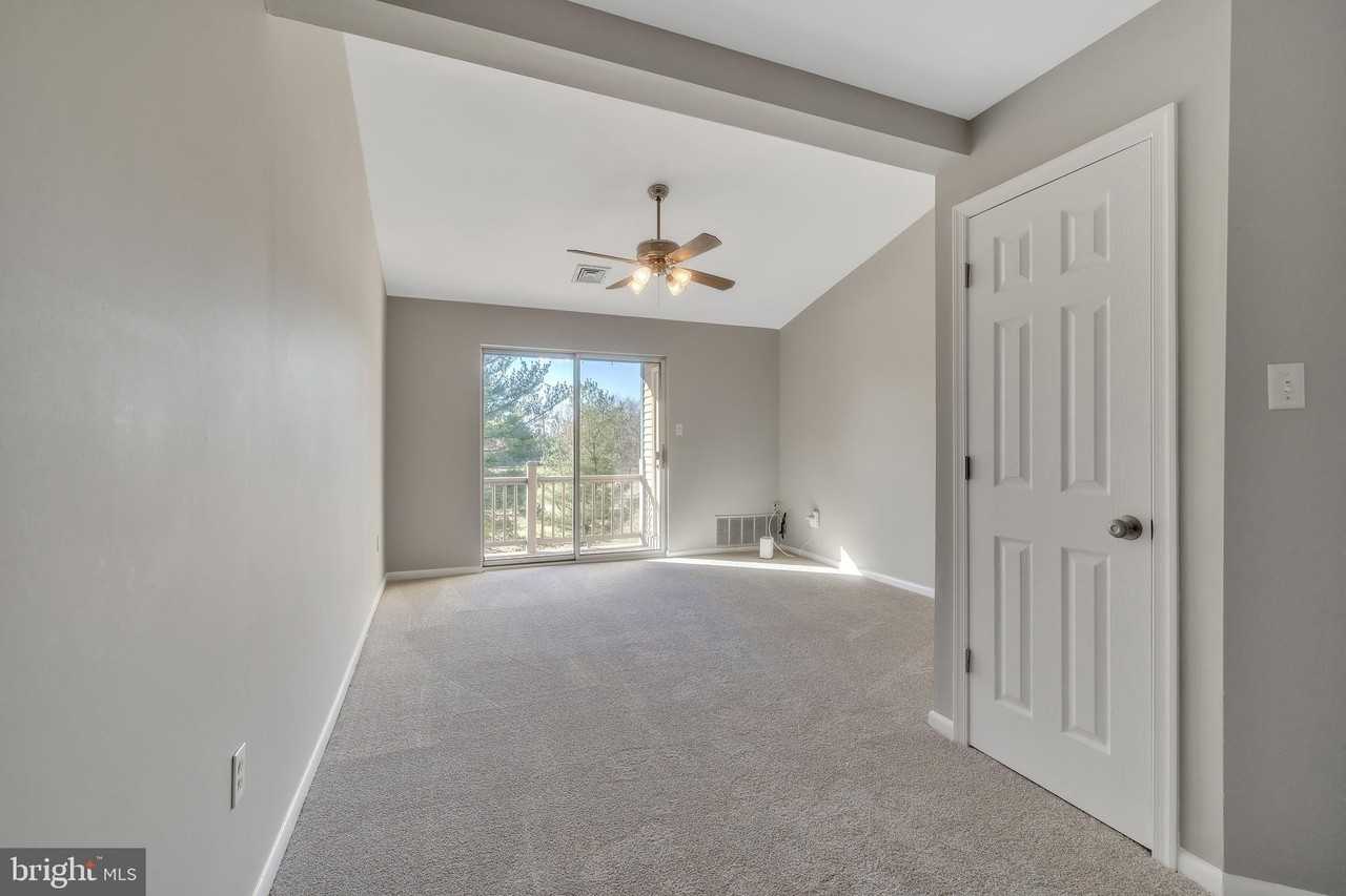 242 Allem Ln - Photo 4 of 16