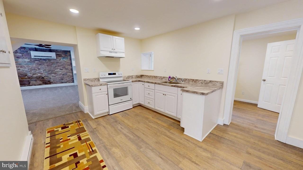 824 Kintner Rd - Photo 5 of 33