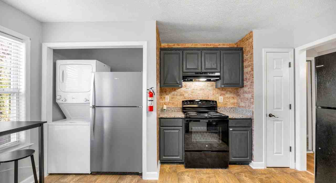 Sunset Rd - Photo 2 of 20