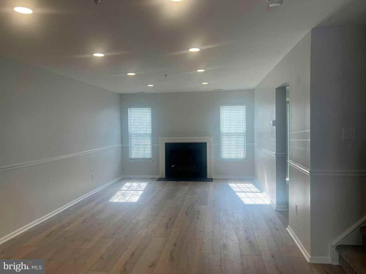 1509 Sweetbriar Dr - Photo 6 of 17