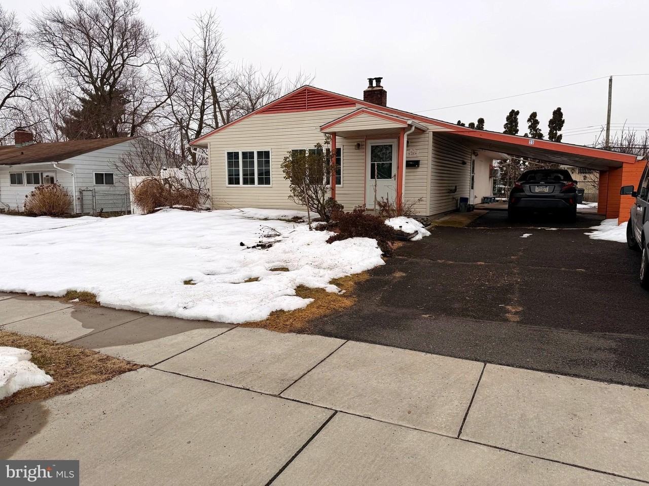 25 Balsam Rd - Photo 2 of 17