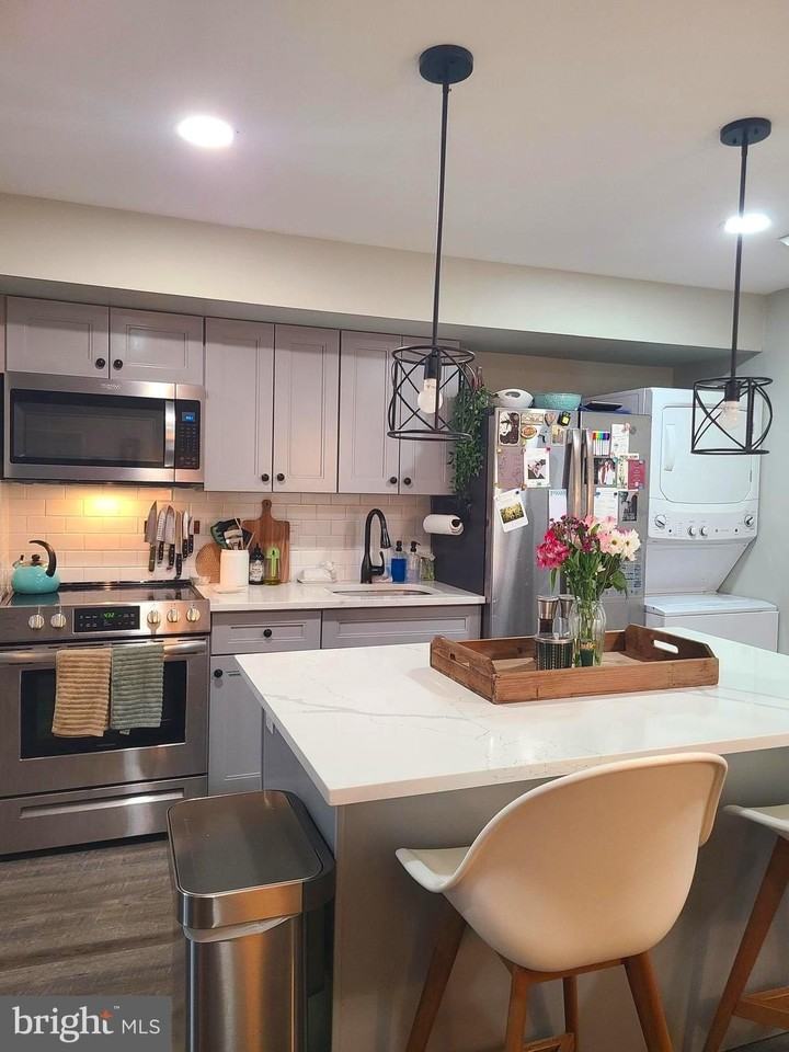 21 Tahoe Unit B #B - Photo 6 of 25