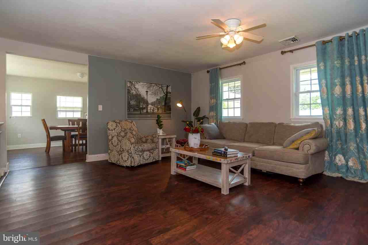 70 Huckleberry Ln - Photo 2 of 39