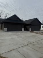 featured image of 435 W 3rd St #1