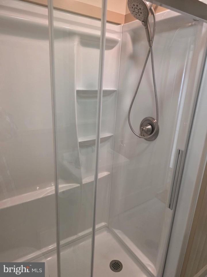 508 N 2nd St - Photo 4 of 10