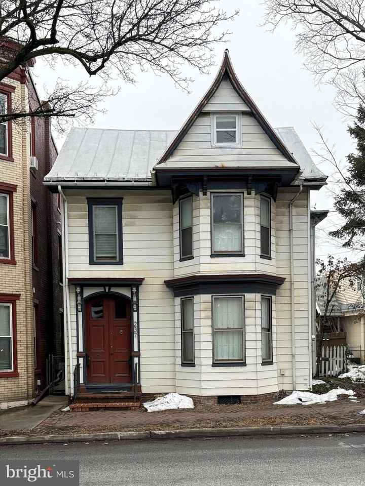 237 E Main St Unit A #A - Photo 2 of 19