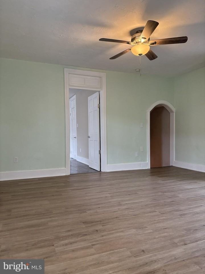 237 E Main St Unit A #A - Photo 7 of 19