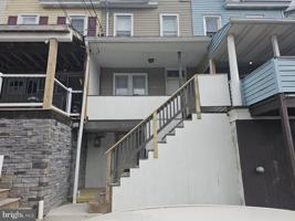 featured image of 123 W Railroad St