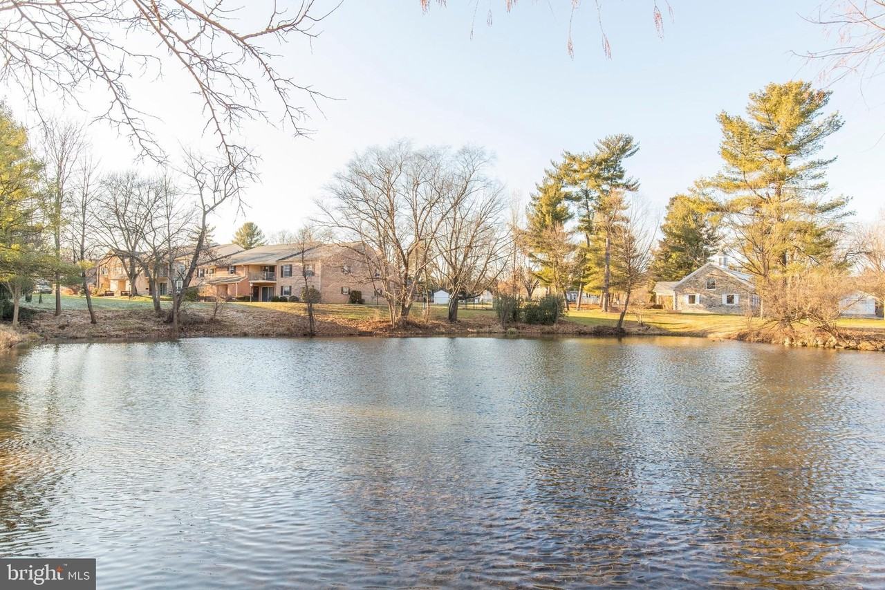 510 Old Forge Xing - Photo 6 of 29