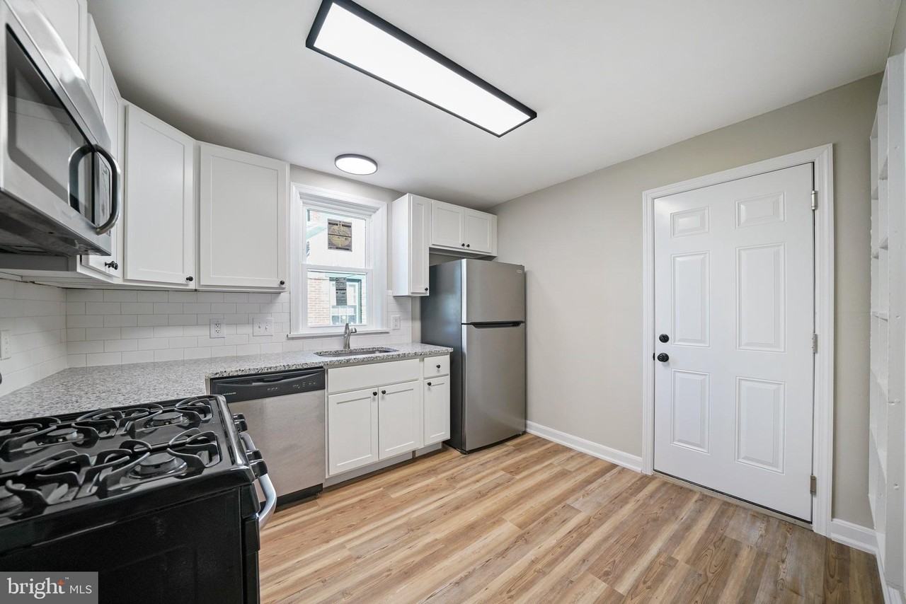 214 Maryland Ave - Photo 6 of 27