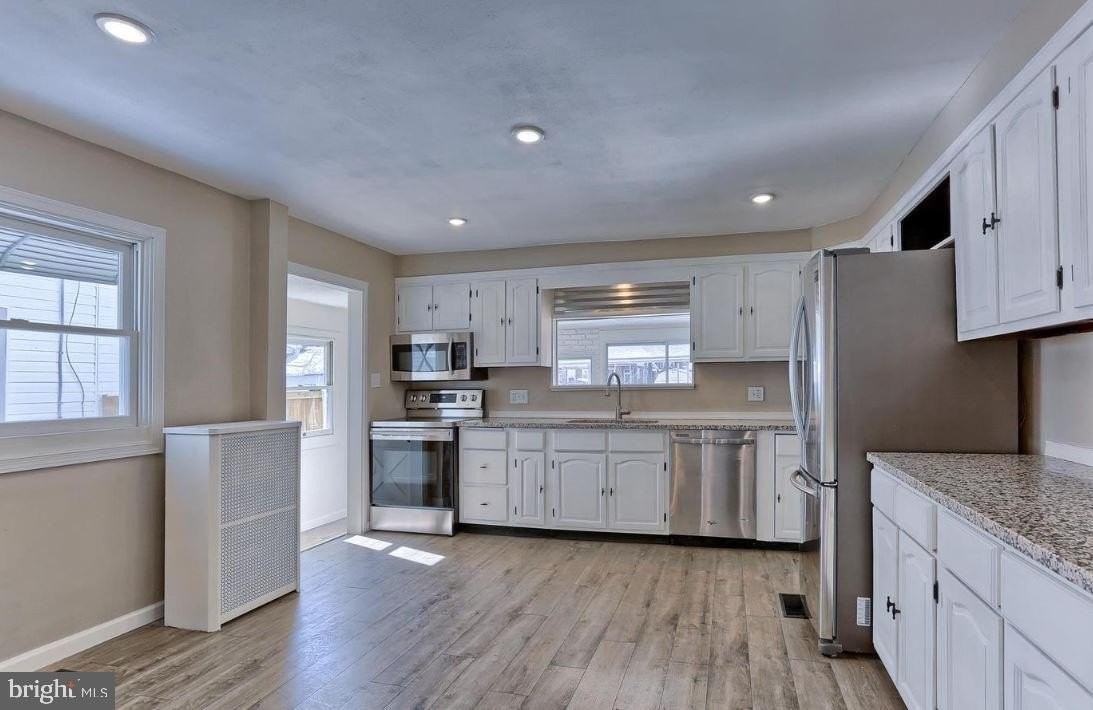 3216 Green St - Photo 4 of 7