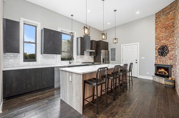 Indiana St #2S - Photo 2 of 20