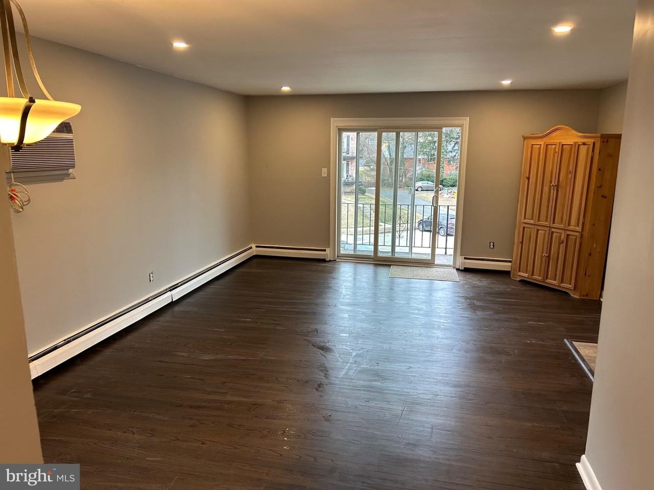 839 Garrett Ln - Photo 6 of 20