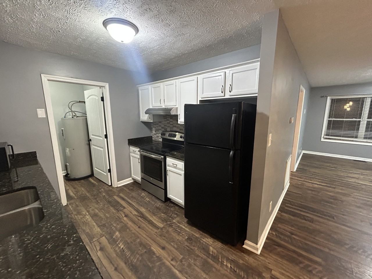 573 Somerset Ln #1 - Photo 7 of 35