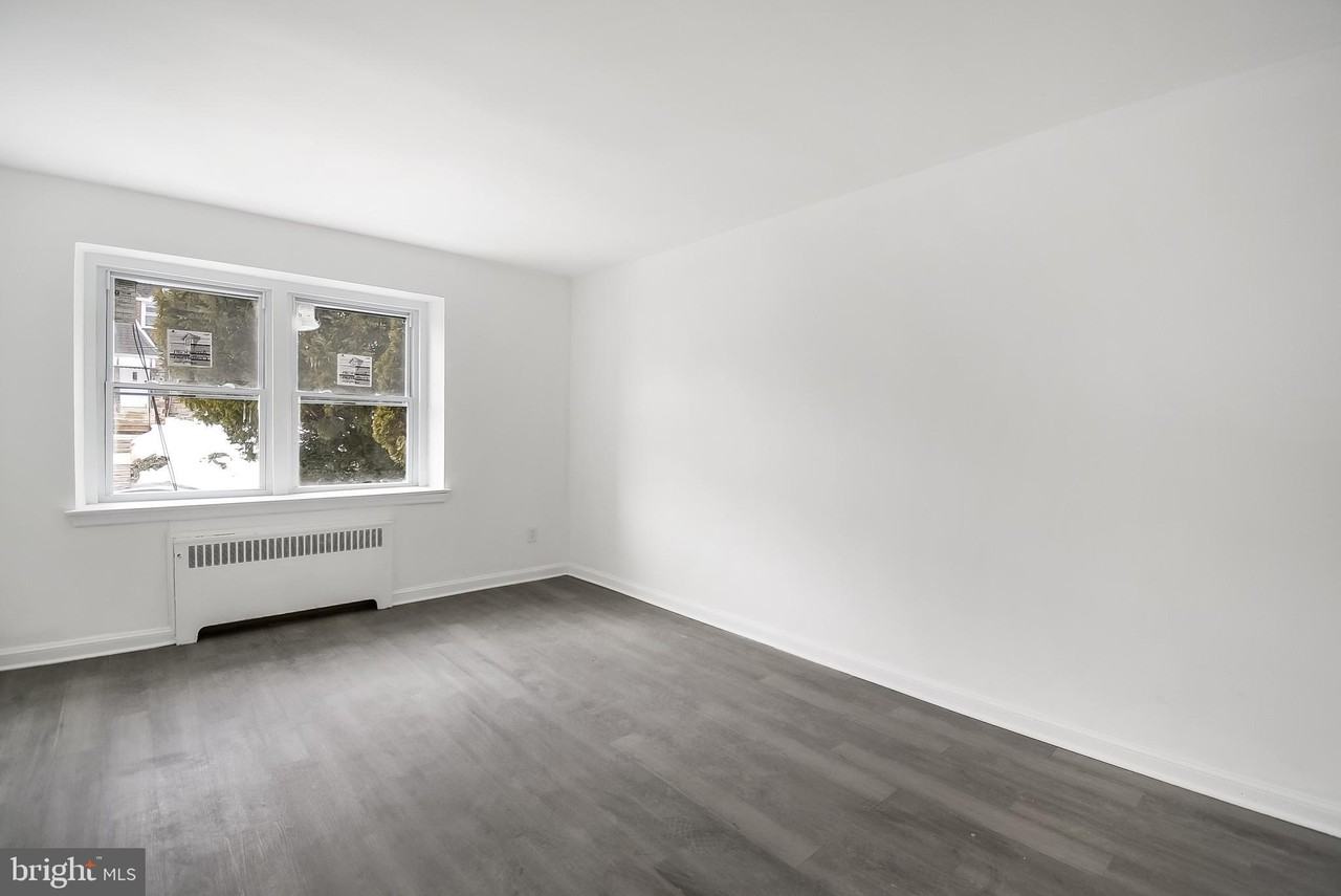 837 Windermere Ave - Photo 3 of 7