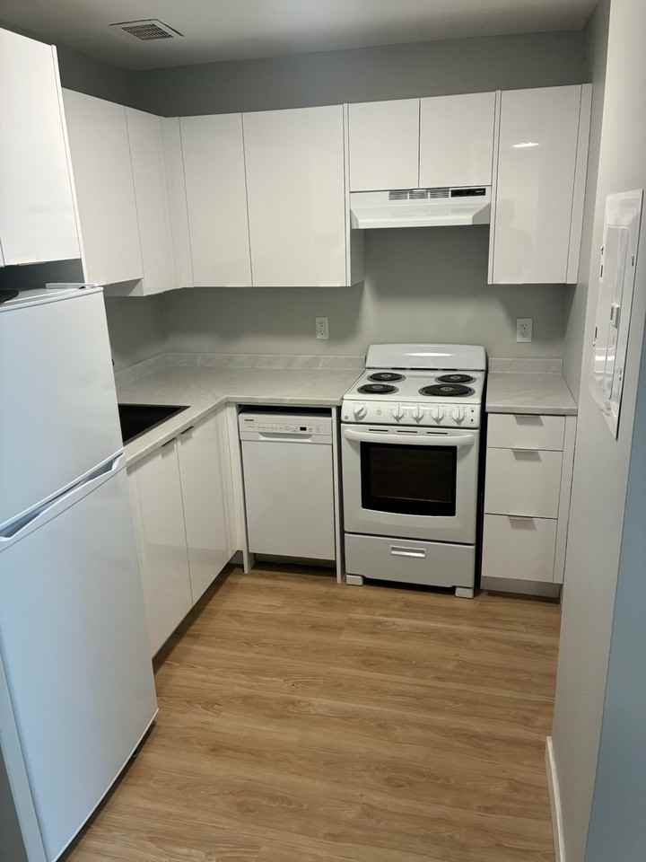 3025 Fort Knox Apts. #440