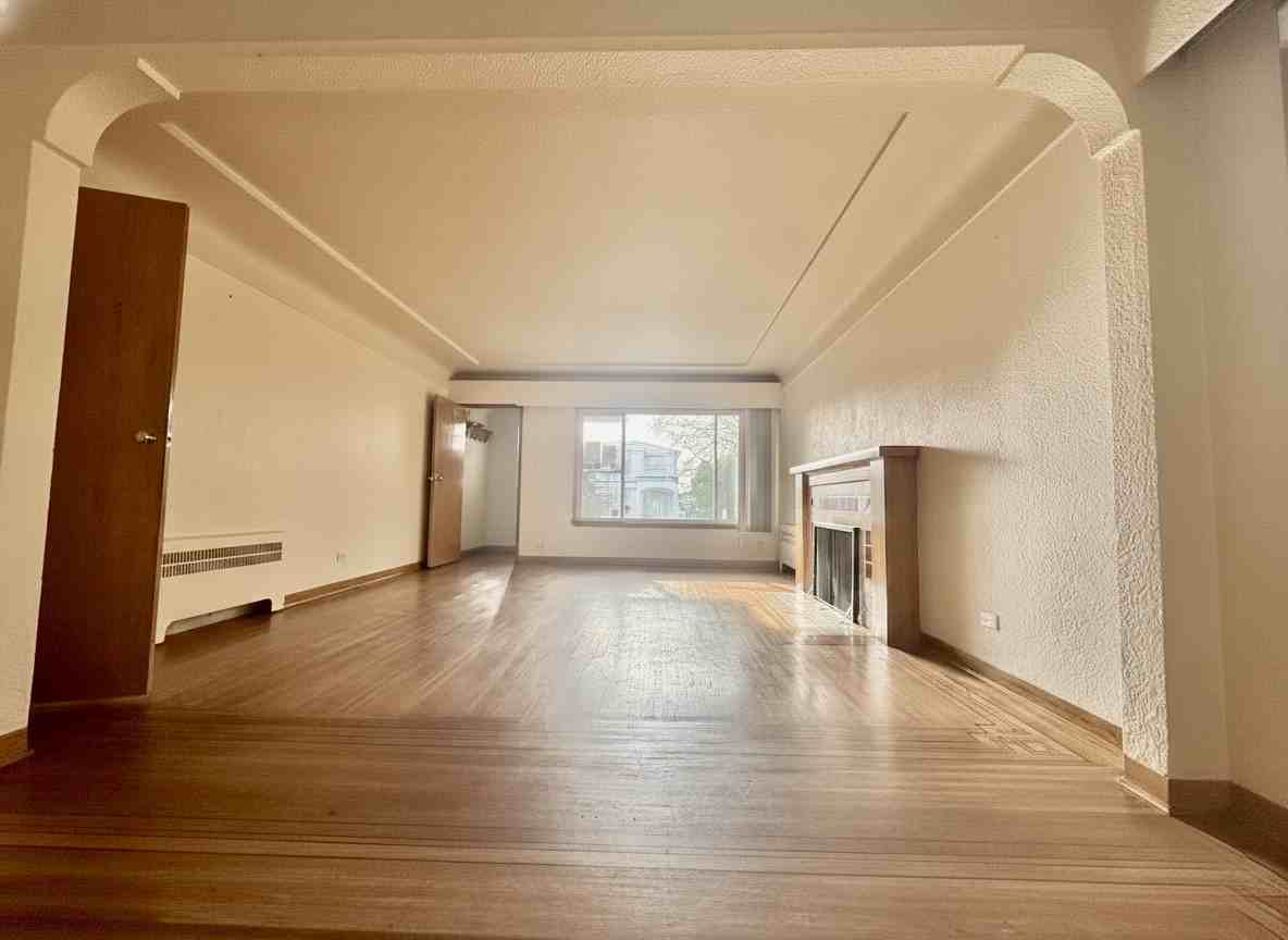 473 54th Ave E #1 - Photo 3 of 23