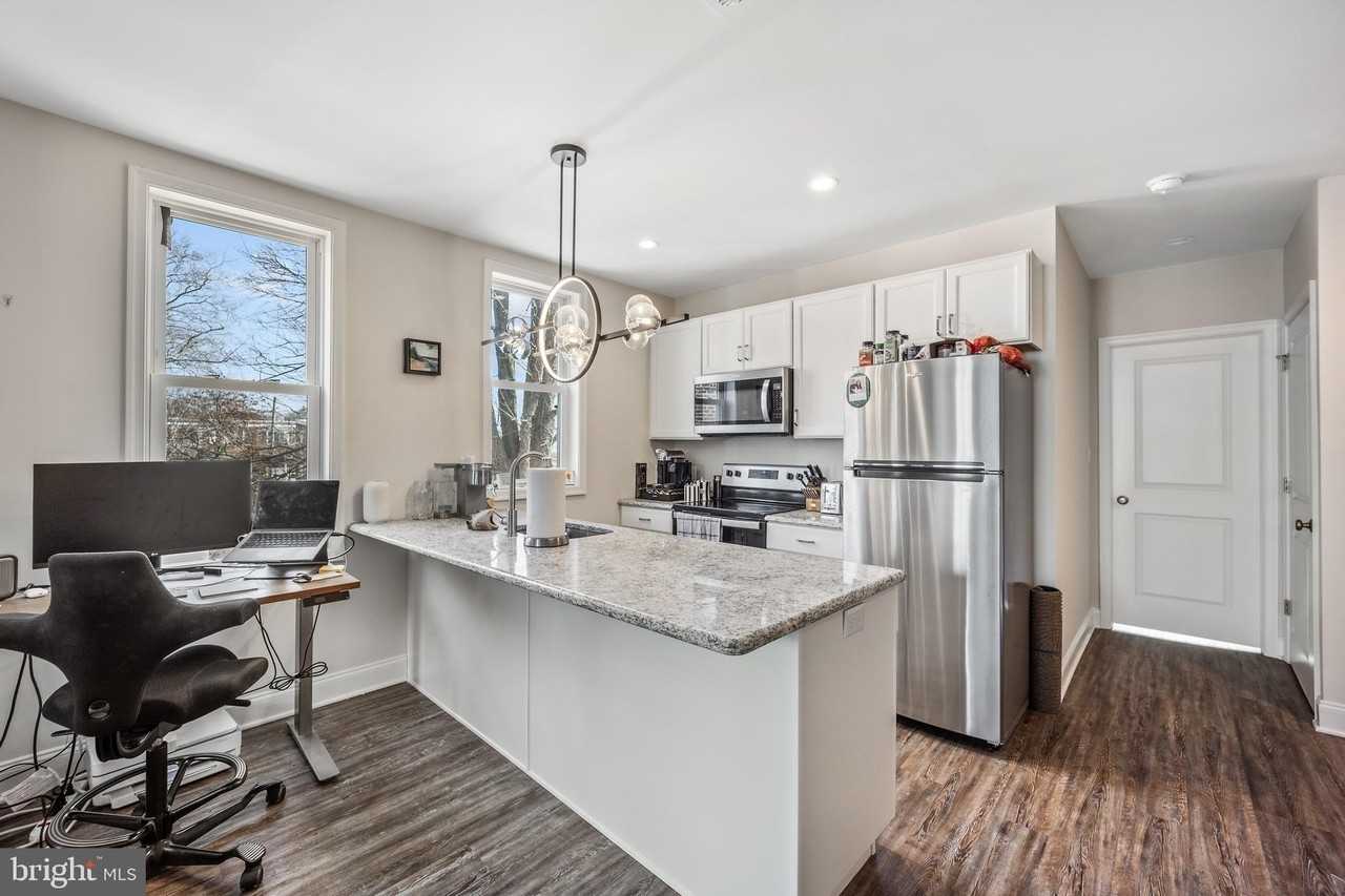 306 E Front St 2nd Fl #2ndFL - Photo 4 of 10