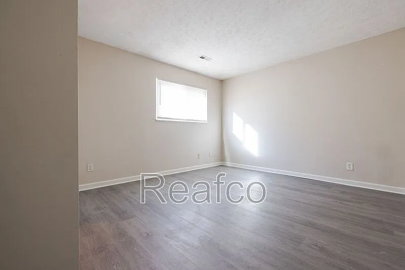 2846 Baughman Ave #2846 - Photo 7 of 9