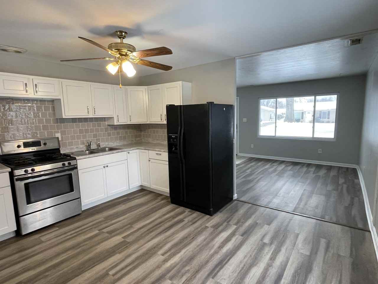 2803 Marigold Ave #1 - Photo 4 of 9