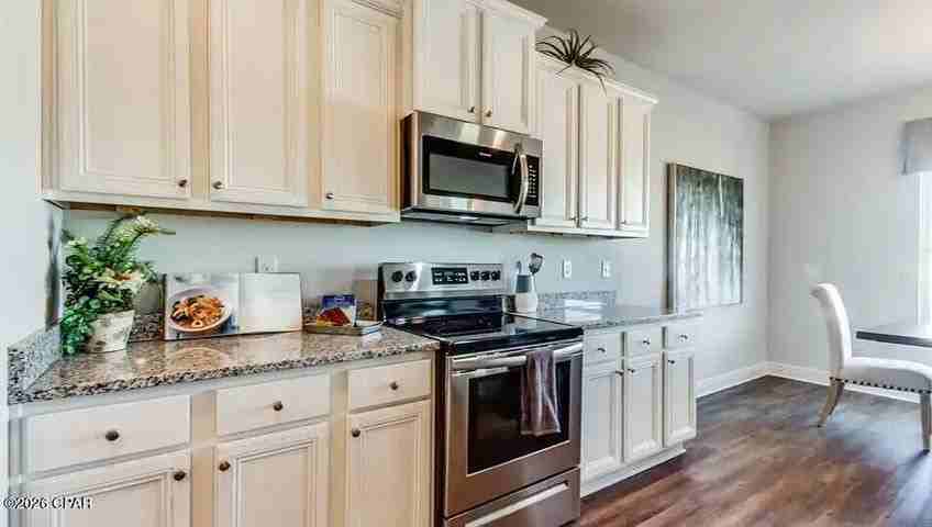 220 Bridge Harbor Dr #1 - Photo 3 of 22