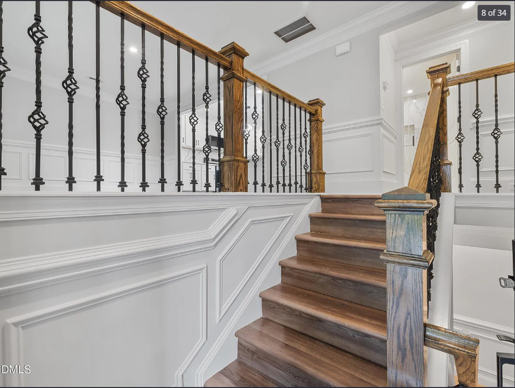 316 Howland Ave #1 - Photo 6 of 19