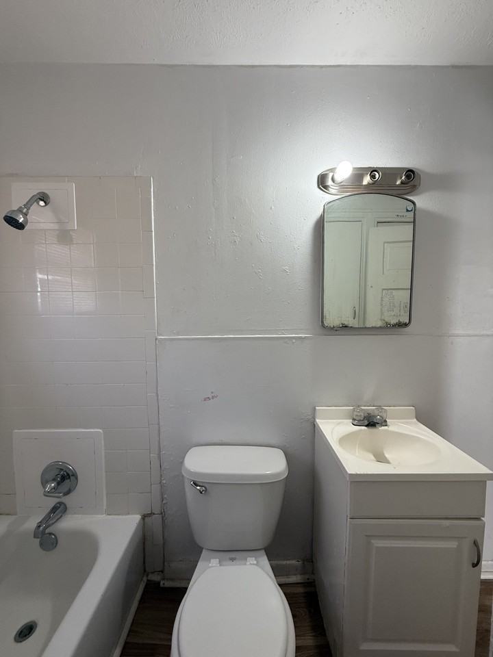 114 Avenue V #1 - Photo 5 of 8