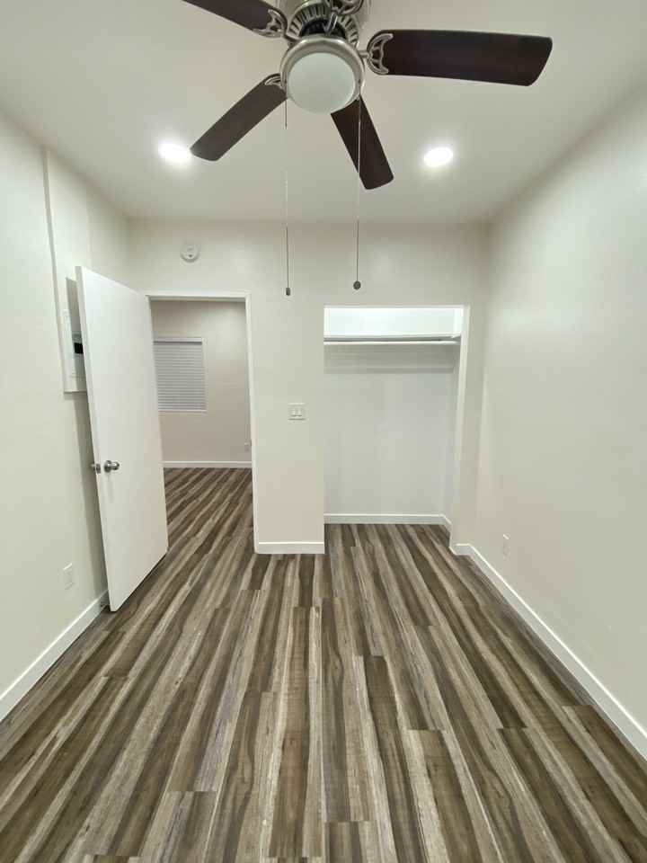 70 15th Pl #15 - Photo 5 of 10