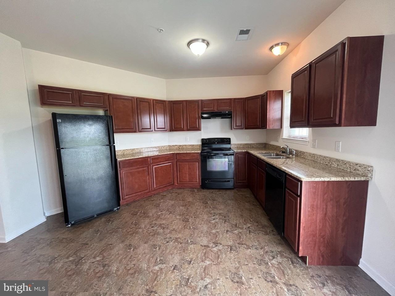 103 Goods Way - Photo 4 of 23