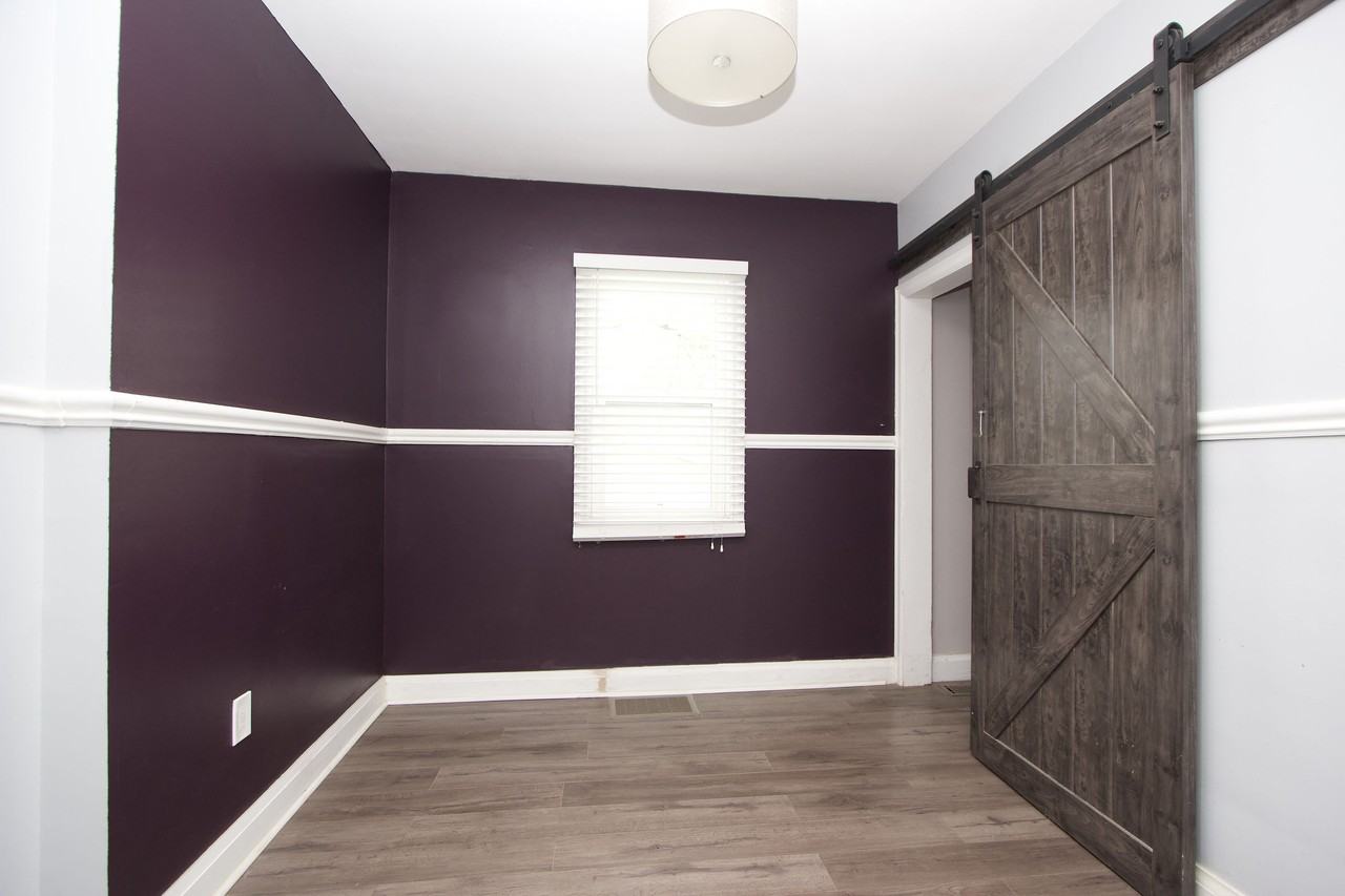 307 Vimy Ave Uppr - Photo 6 of 11