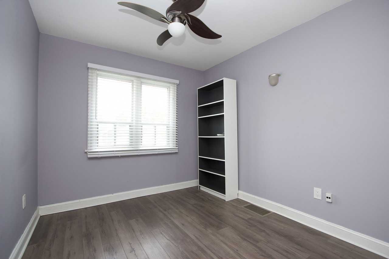 307 Vimy Ave Uppr - Photo 7 of 11